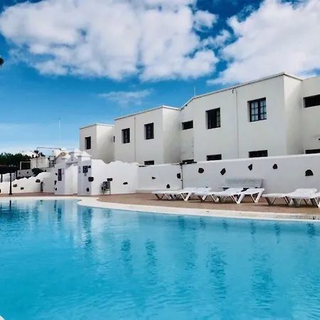 Bellissima With Pool, Wifi & Sat-tv Just 200m From The Ocean * Puerto del Carmen (Lanzarote)