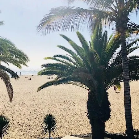 Daire Bellissima With Pool, Wifi & Sat-tv Just 200m From The Ocean *