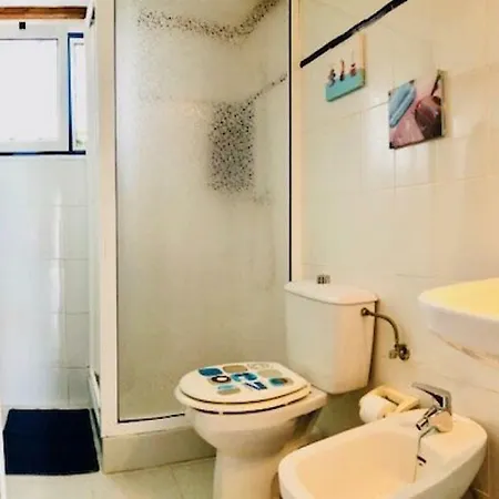 Bellissima With Pool, Wifi & Sat-tv Just 200m From The Ocean