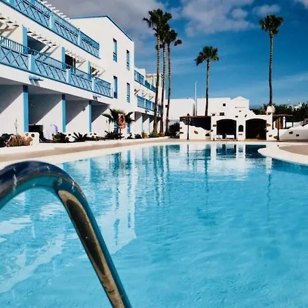 Bellissima With Pool, Wifi & Sat-tv Just 200m From The Ocean Apartamento *
